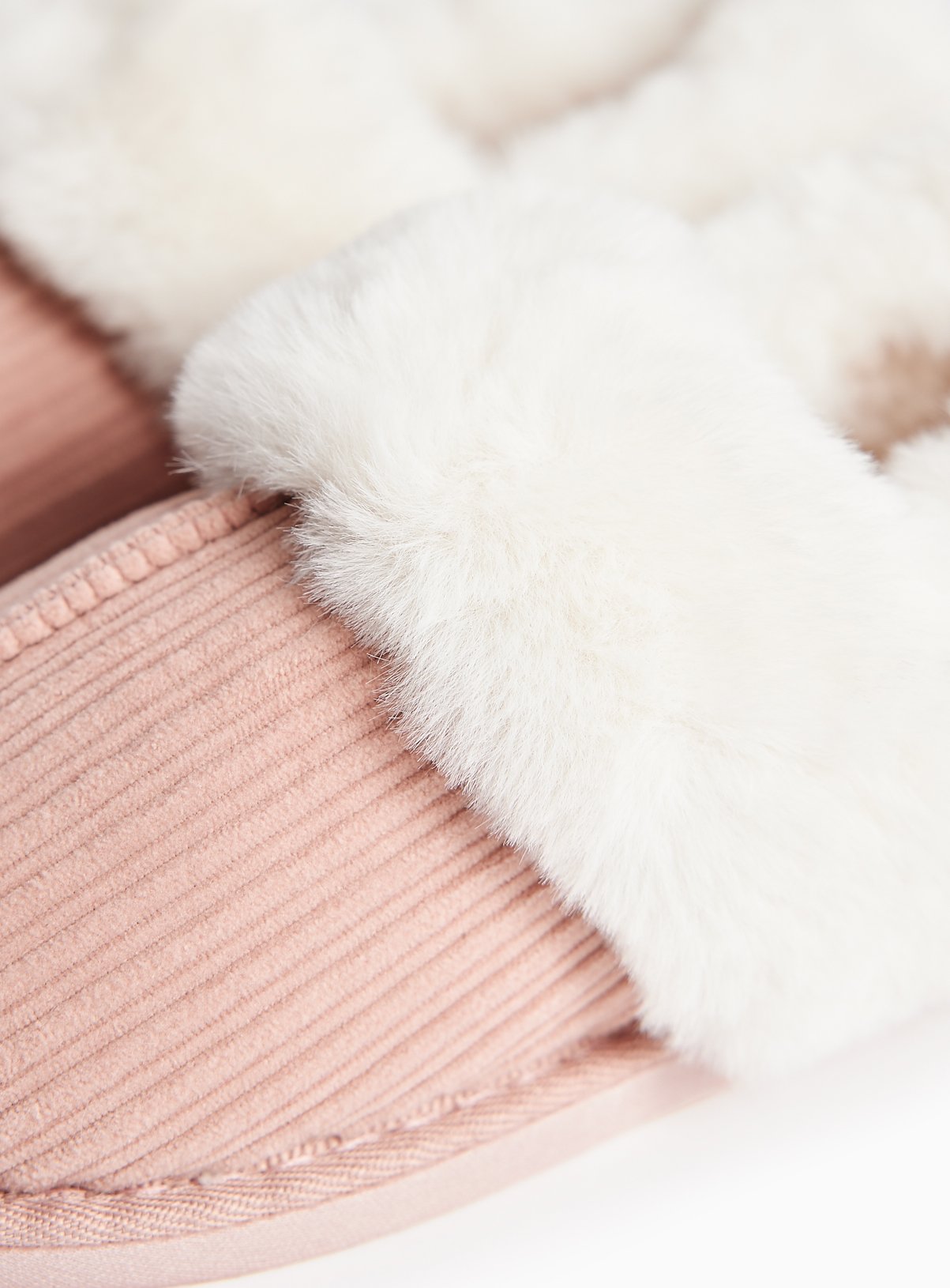 Pink Fur Trim Ribbed Full Slippers 3 - Image 4 thumbnail